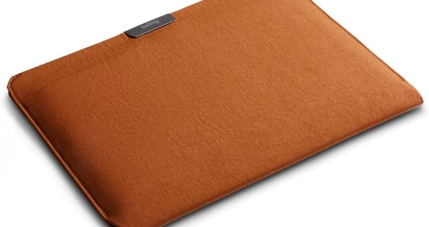 MacBook Pro Sleeve: 6 Best Options for Protection, Travel & Everyday Use (2026)